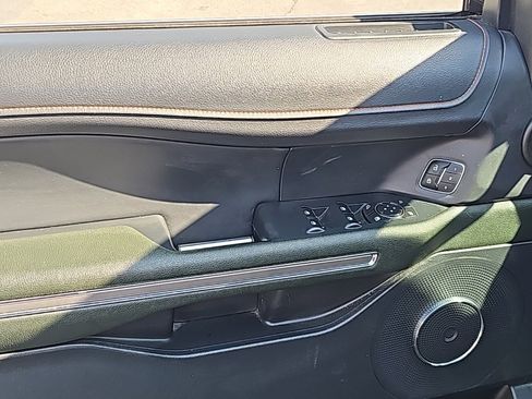 Used 2023 Ford Expedition Timberline image 9