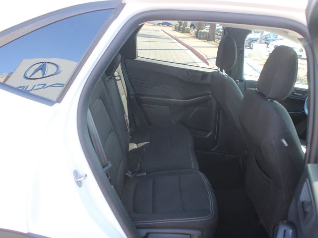 Used 2025 Ford Escape Active AWD/4WD image 14