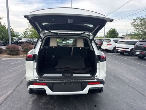 Used 2023 INFINITI QX60 Luxe w/ Vision Package AWD/4WD image 14