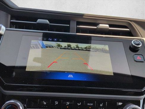 New 2027 Chevrolet Bolt LT w/ Comfort Package FWD image 13