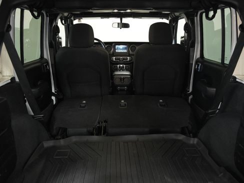 Used 2022 Jeep Wrangler Unlimited Sport AWD/4WD image 11