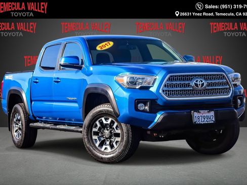 Used 2017 Toyota Tacoma TRD Off-Road w/ Tow Package RWD image 1