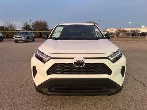 Used 2024 Toyota RAV4 LE image 2