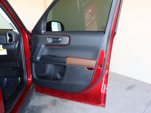 New 2025 Ford Bronco Sport Outer Banks AWD/4WD image 39