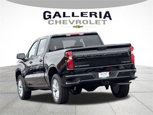 New 2026 Chevrolet Silverado 1500 Custom image 5