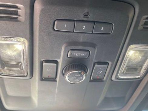 Used 2021 GMC Yukon Denali AWD/4WD image 7