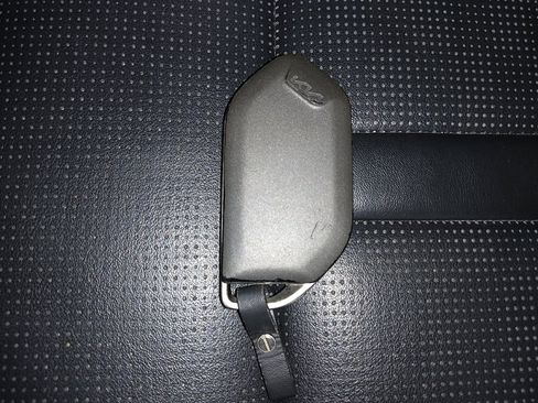 Used 2024 Kia Sorento S FWD image 32