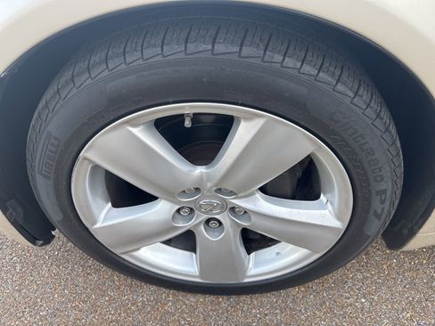 Used 2012 Lexus LS 460 w/ Comfort Pkg image 12