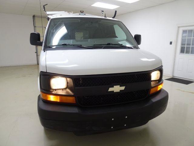 Used 2015 Chevrolet Express 2500 RWD image 9