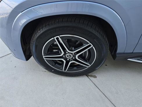 New 2026 Mercedes-Benz GLE 450 4MATIC image 11