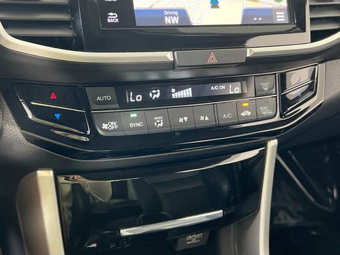 Used 2016 Honda Accord EX-L image 16