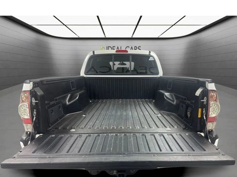 Used 2009 Toyota Tacoma PreRunner RWD image 19