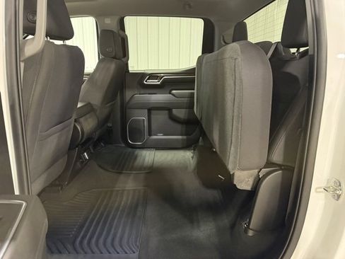 Used 2022 GMC Sierra 1500 SLE image 31