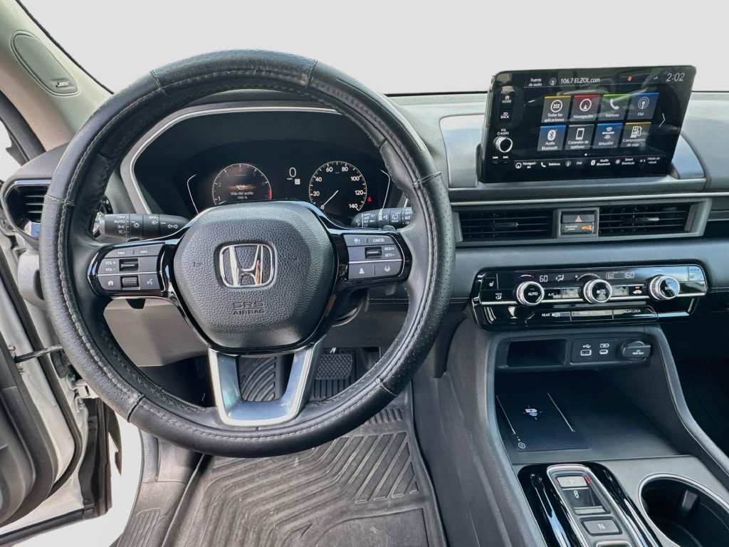 Used 2025 Honda Pilot Touring image 12