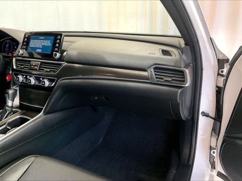 Used 2022 Honda Accord Sport image 13