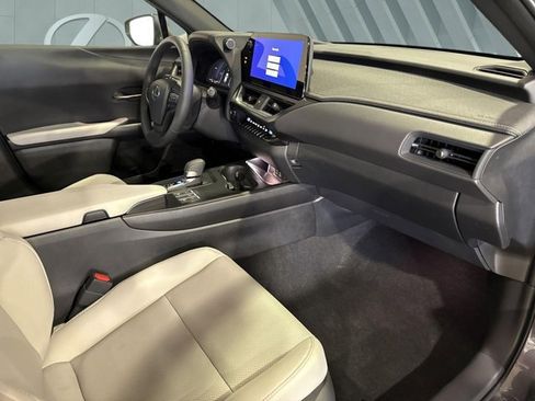 Certified 2026 Lexus UX 300h AWD w/ Accessory Package (P1) image 29