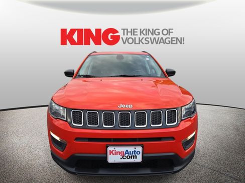 Used 2020 Jeep Compass Sport w/ Cold Weather Group FWD image 9
