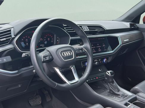 Used 2024 Audi Q3 2.0T Premium Plus w/ Premium Plus Package AWD/4WD image 12