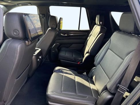 Used 2021 GMC Yukon Denali w/ Denali Ultimate Package image 29