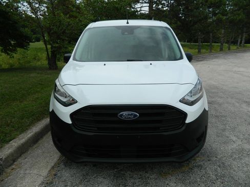 Used 2022 Ford Transit Connect XL image 2