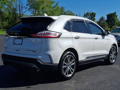 Used 2020 Ford Edge Titanium w/ Class II Trailer Tow Package AWD/4WD image 9