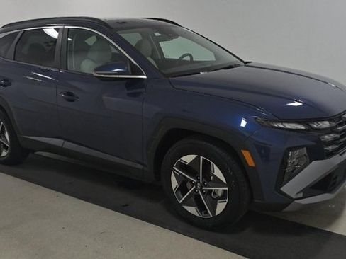 Used 2025 Hyundai Tucson SEL image 2