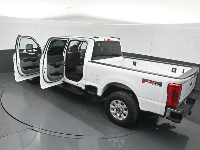 Used 2023 Ford F250 XLT w/ FX4 Off-Road Package AWD/4WD image 62