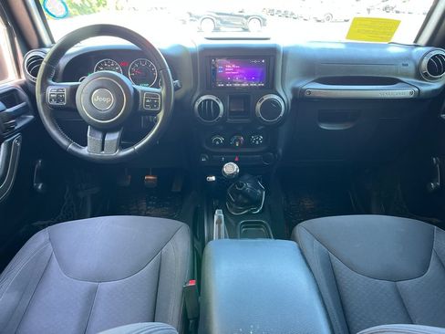 Used 2016 Jeep Wrangler Unlimited Sport w/ Connectivity Group AWD/4WD image 13