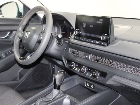 Used 2024 Honda Accord LX image 27