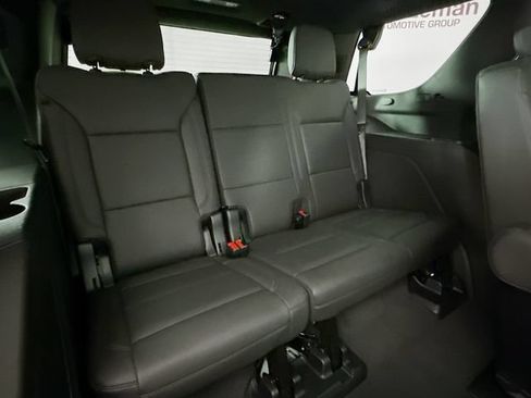 Used 2025 Chevrolet Tahoe Z71 w/ Comfort Package AWD/4WD image 29