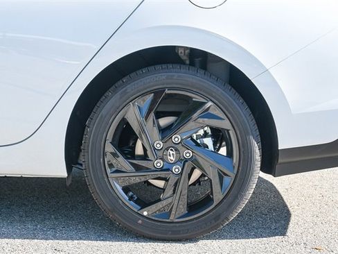 New 2026 Hyundai Elantra Sport image 11