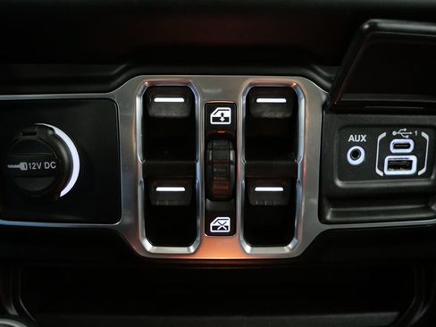 Used 2023 Jeep Wrangler Unlimited Sport AWD/4WD image 21
