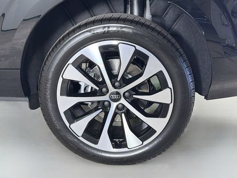 New 2026 Audi Q3 quattro 2.0T AWD/4WD image 32