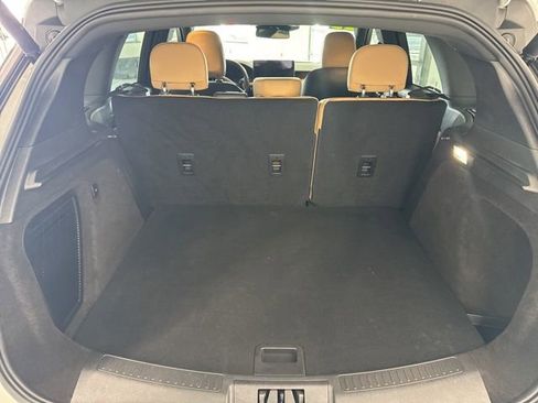 Used 2023 Lincoln Corsair Reserve image 10