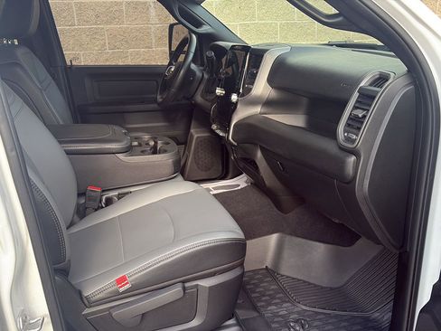 Used 2025 RAM 2500 Tradesman AWD/4WD image 21