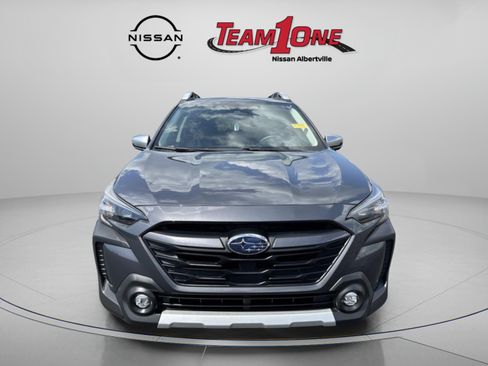 Used 2023 Subaru Outback Touring XT AWD/4WD image 2