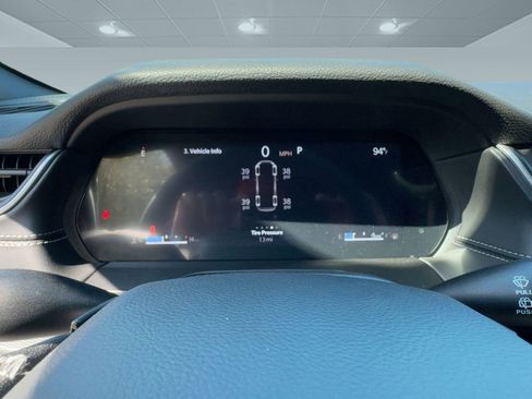 New 2025 Jeep Grand Cherokee L Laredo w/ Luxury Tech Group I image 19