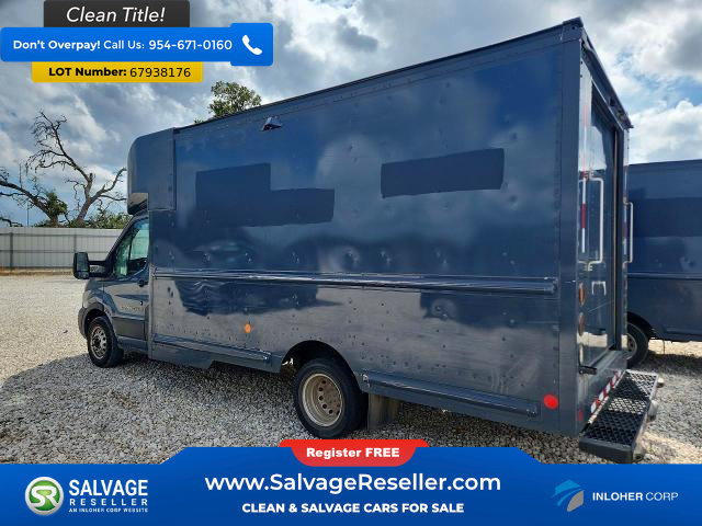 Used 2021 Ford Transit 350 DRW RWD image 3