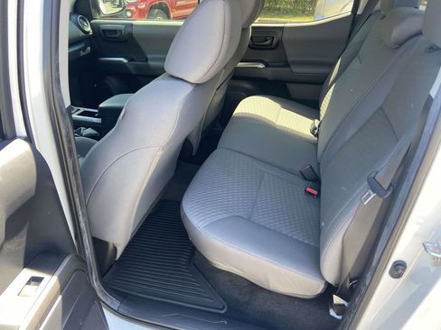 Used 2023 Toyota Tacoma SR5 AWD/4WD image 19