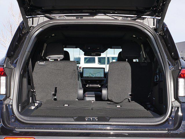 New 2026 Ford Explorer ST-Line w/ ST-Line Street Pack AWD/4WD image 28