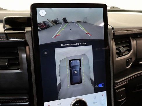 Used 2023 Ford Expedition Platinum image 20