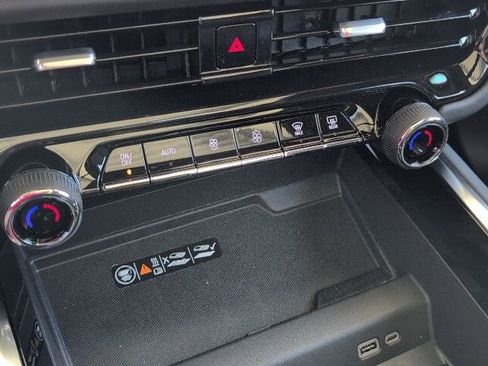 New 2026 Chevrolet Tahoe Premier w/ Sun And Tow Package image 29