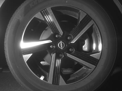 Used 2025 Nissan Sentra SV image 13