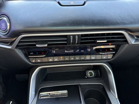 Used 2024 MAZDA CX-90 3.3 Turbo S w/ Premium Package image 25