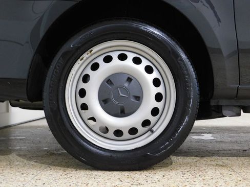 Used 2019 Mercedes-Benz Metris Passenger image 77