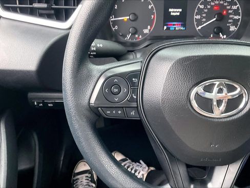 Used 2024 Toyota Corolla LE image 23
