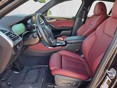 Certified 2025 BMW X4 xDrive30i w/ Premium Package AWD/4WD image 23