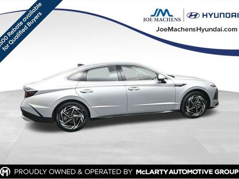 New 2026 Hyundai Sonata SEL FWD image 9