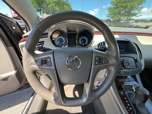 Used 2011 Buick LaCrosse CXL FWD image 38