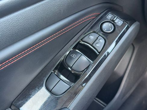 Used 2023 Nissan Altima 2.5 SR image 10